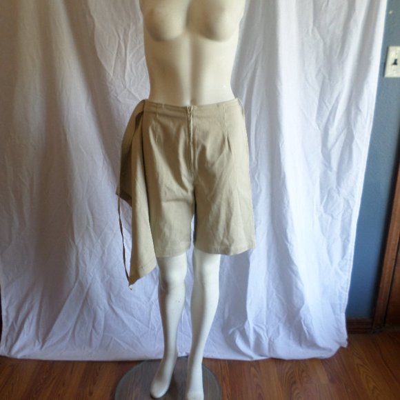 🙈Disney Winnie The Pooh skirt/shorts - Picture 5 of 11